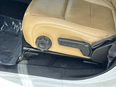 Used 2019 Jeep Wrangler Unlimited Sahara w/ Dual Top Group image 19