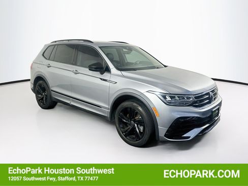 Used 2023 Volkswagen Tiguan SE R-Line FWD image 1