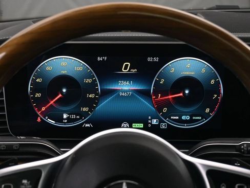 Used 2022 Mercedes-Benz GLS 450 4MATIC image 33