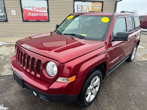 Used 2015 Jeep Patriot Latitude image 1