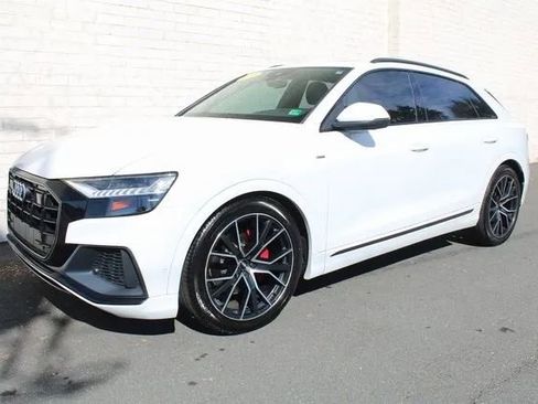 Used 2019 Audi Q8 Prestige w/ Luxury Package image 8