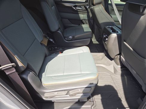 New 2026 GMC Yukon AT4 w/ AT4 Premium Plus Package AWD/4WD image 28