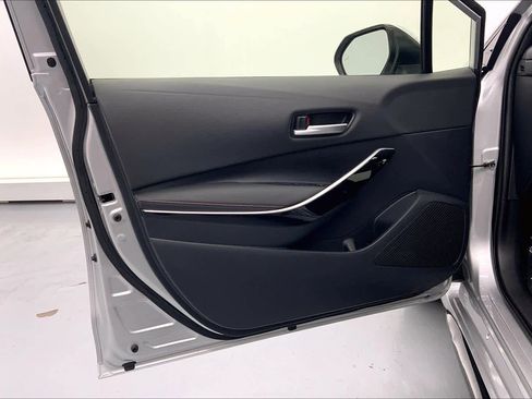 Used 2024 Toyota Corolla XSE image 19