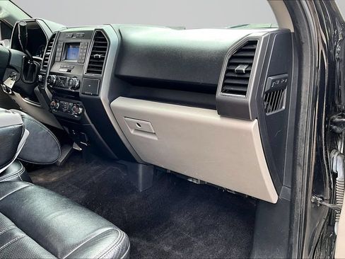 Used 2018 Ford F150 XLT AWD/4WD image 23
