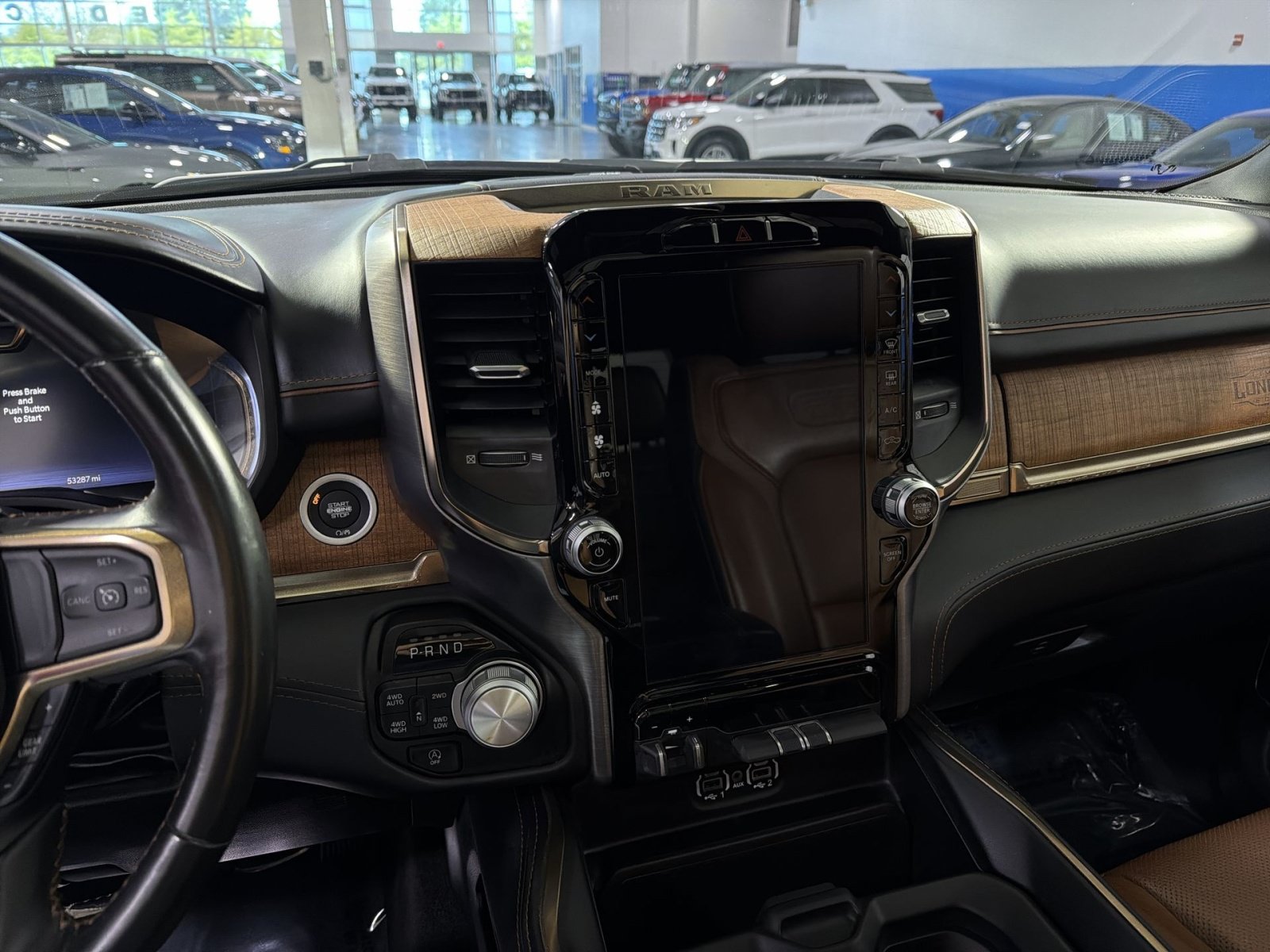 Used 2024 RAM 1500 Limited w/ Body Color Bumper Group AWD/4WD image 18