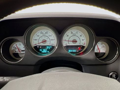 Used 2012 Dodge Challenger SXT Plus RWD image 14