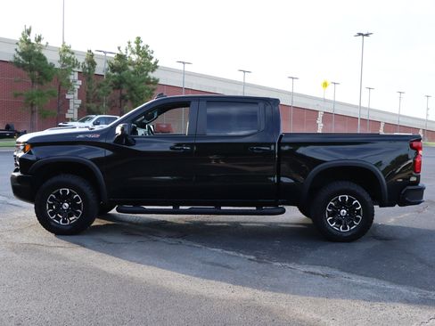 Used 2024 Chevrolet Silverado 1500 ZR2 w/ Technology Package AWD/4WD image 36