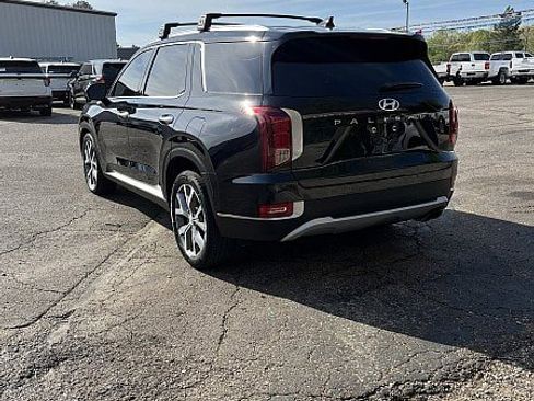 Used 2022 Hyundai Palisade SEL w/ Premium Package FWD image 5
