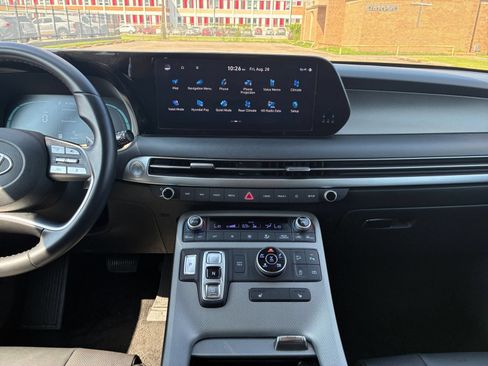 Used 2025 Hyundai Palisade SEL AWD/4WD image 14