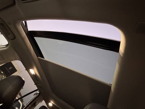 Used 2024 Toyota Grand Highlander Platinum image 21