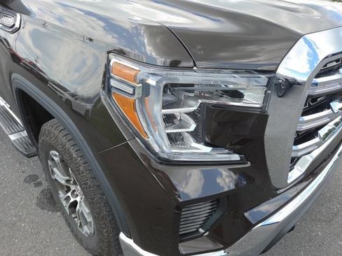 Used 2020 GMC Sierra 1500 SLE w/ SLE Value Package AWD/4WD image 21
