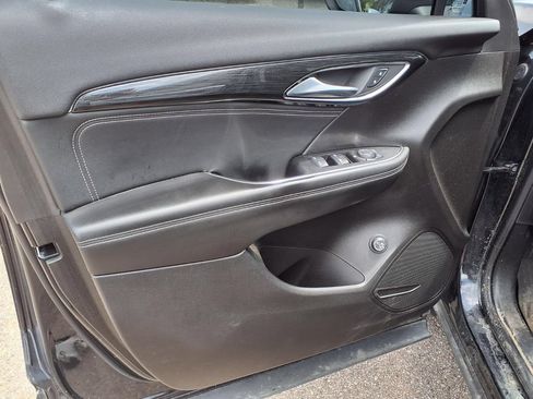 Used 2022 Buick Envision Preferred FWD image 17