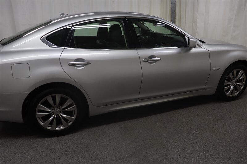 Used 2013 INFINITI M35 w/ Premium Pkg RWD image 8