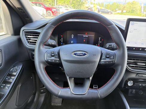 Used 2024 Ford Escape ST-Line w/ Tech Pack #1 AWD/4WD image 14