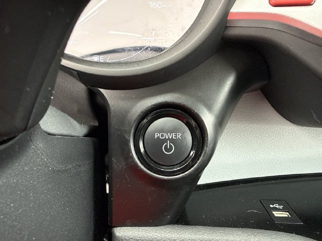 Used 2025 Toyota Sienna XLE FWD image 24