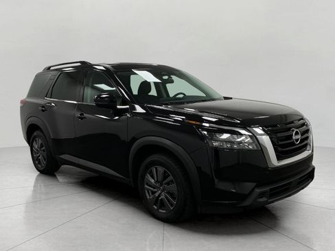 Certified 2024 Nissan Pathfinder SV AWD/4WD image 1