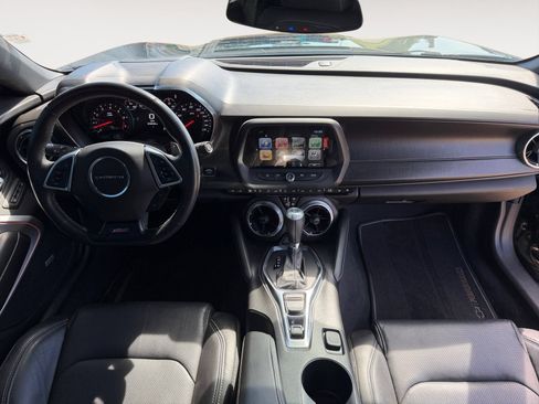 Used 2018 Chevrolet Camaro SS RWD image 10