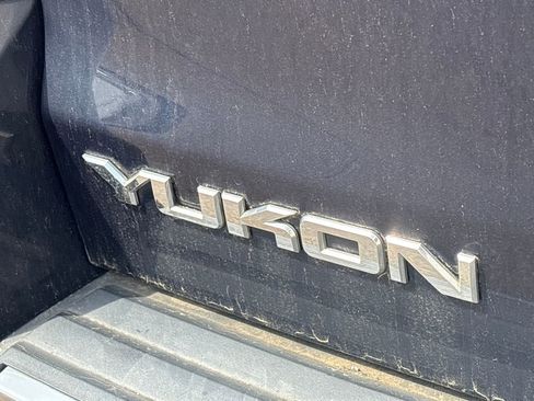 Used 2017 GMC Yukon Denali image 32