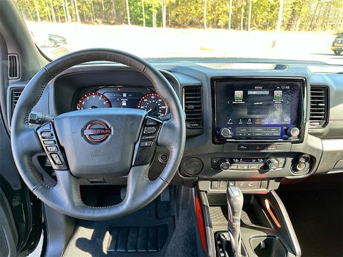 Used 2024 Nissan Frontier Pro-X w/ Technology Package image 19