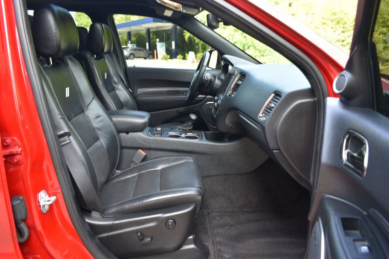 Used 2019 Dodge Durango R/T w/ Technology Group AWD/4WD image 8