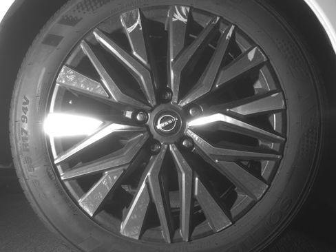 Used 2025 Nissan Altima 2.5 SV image 15