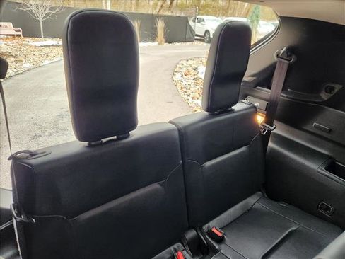 Used 2024 Mitsubishi Outlander SE image 15