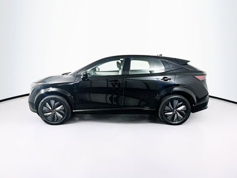 Used 2023 Nissan Ariya AWD image 4