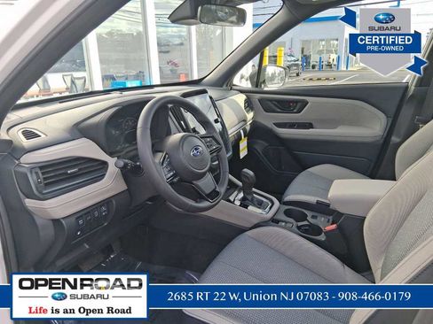 Used 2025 Subaru Forester Premium image 14