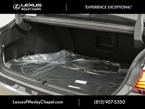 New 2025 Lexus ES 350 w/ Premium Package image 13