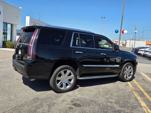 Used 2020 Cadillac Escalade Luxury AWD/4WD image 14