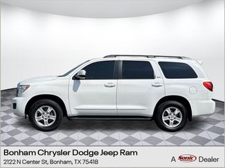 Used 2016 Toyota Sequoia SR5 image 1