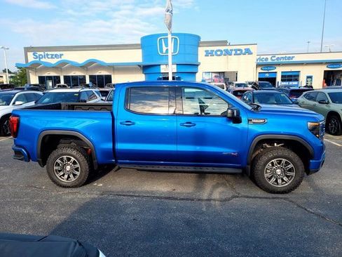 Certified 2024 GMC Sierra 1500 AT4 w/ AT4 Premium Package image 3