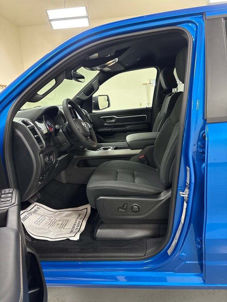 New 2026 RAM 1500 Big Horn w/ Night Edition AWD/4WD image 10
