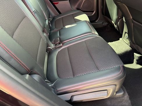 Used 2025 Ford Escape ST-Line Select AWD/4WD image 23