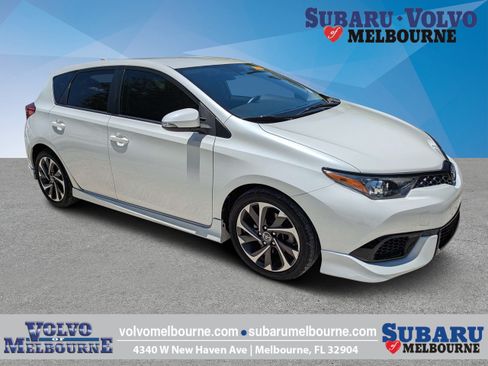Used 2017 Toyota Corolla iM FWD image 1