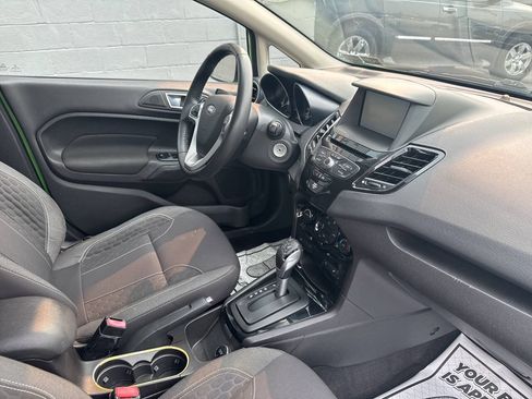 Used 2014 Ford Fiesta SE w/ Equipment Group 201A FWD image 25