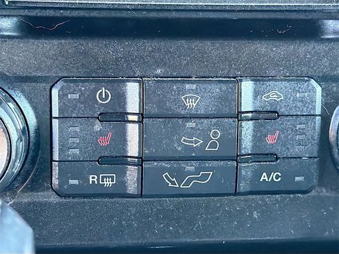 Used 2017 Ford F150 XLT w/ Equipment Group 302A Luxury image 20