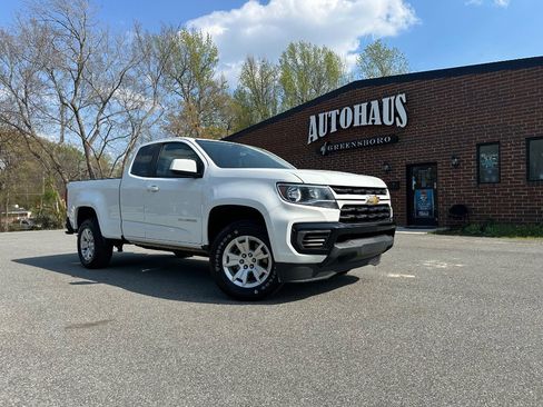 Used 2022 Chevrolet Colorado LT w/ Fleet Safety Package image 39