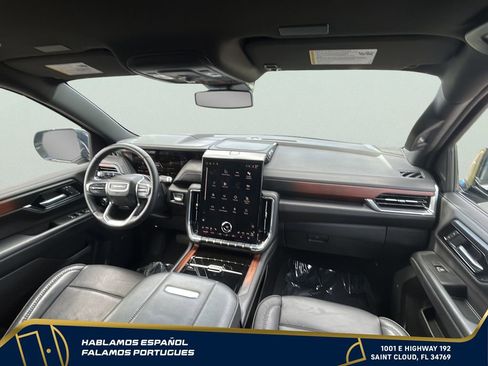 Certified 2025 GMC Yukon XL Denali AWD/4WD image 34