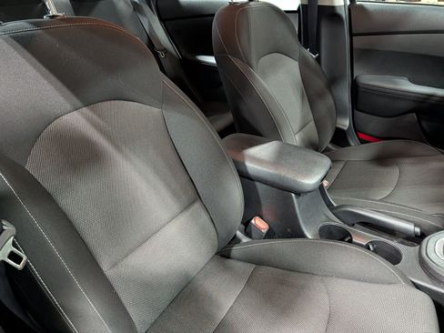 Used 2023 Kia Forte LXS w/ LXS Technology Package image 20