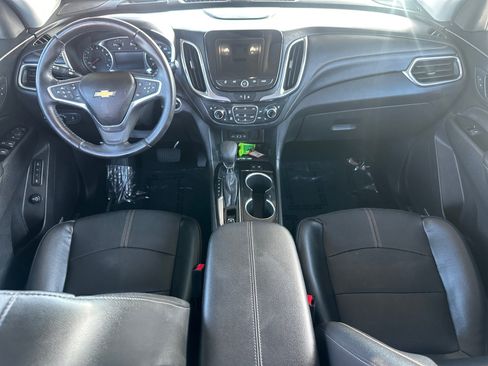 Used 2022 Chevrolet Equinox Premier AWD/4WD image 11