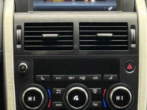 Used 2018 Land Rover Discovery Sport HSE image 18