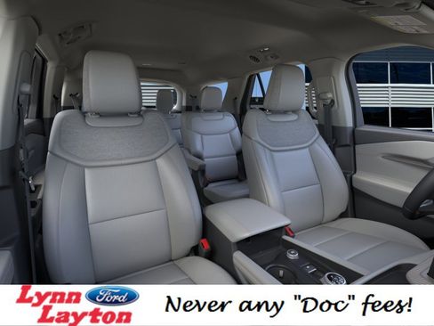 New 2025 Ford Explorer Active w/ Active Comfort Package RWD image 10