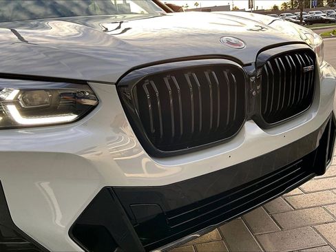 Used 2023 BMW X4 M40i w/ Premium Package image 30