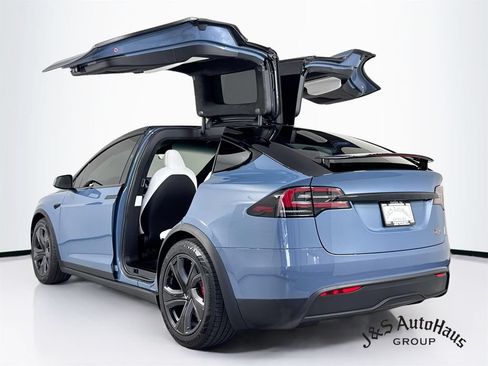 Used 2026 Tesla Model X Plaid AWD/4WD image 5