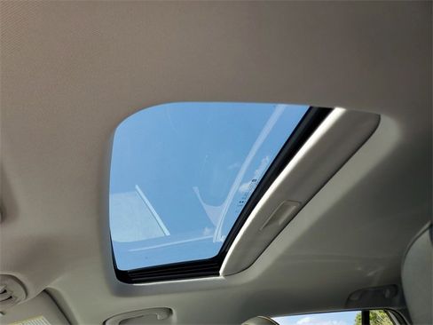 New 2026 Chevrolet Trax ACTIV w/ Sunroof Package image 9