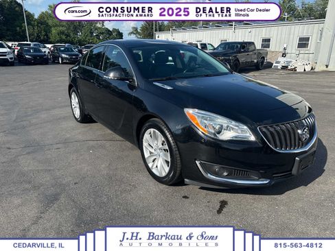Used 2015 Buick Regal Premium w/ Experience Buick Package FWD image 1