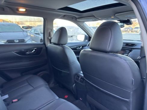 Used 2020 Nissan Rogue SL w/ Premium Package image 26