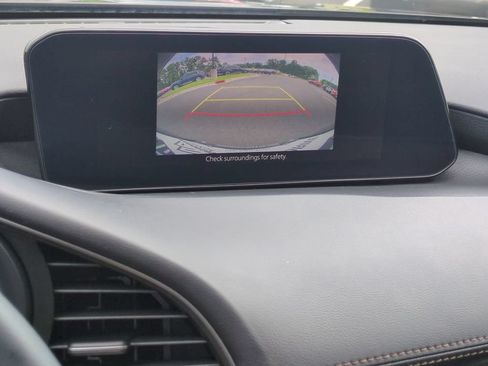 Used 2025 MAZDA MAZDA3 s FWD image 18