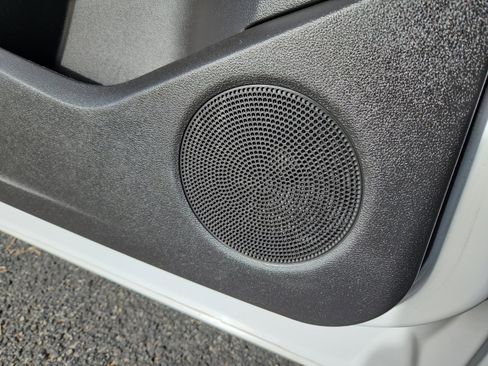 Used 2017 Ford Escape SE w/ Equipment Group 201A image 27